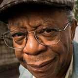 Milton Gonçalves — Padre