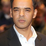 Питер Де Джерси — Cominius