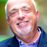 Steve Cochran — Waiter #1