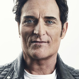 Kim Coates — White Carjacker (uncredited)
