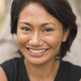 Angeli Bayani — Young Julieta de Lima