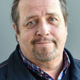 Andreas Giebel — Hubert (Katis Vater)