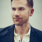 Аарон Мурхед — Detective on TV