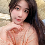 李紫僖 — Jewelry shop sales