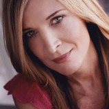 Catherine Porter — Blonde Female Reporter / Assassin