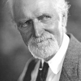 Люк Косгрейв — Old Man at Christian Commision (uncredited)