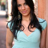 Nashla Bogaert — Laura
