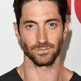 Иддо Голдберг — Alistair