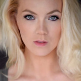 Кэссиди Александра Калер — Flash's Prom Date (uncredited)