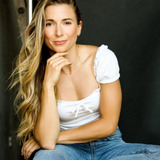 Louise Hradsky — Dancer and Chorus Performer