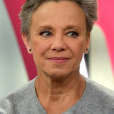 Szirtes Ági — Mrs. Kustár