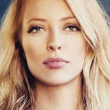 Elizaveta Brazis — девушка лёгкого поведения в леопардовом платье