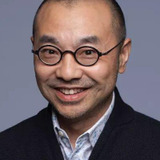 Liu Yiwei — 敬老院院长