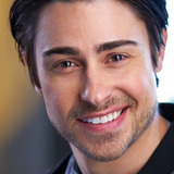 Paris Dylan — Golf Caddie