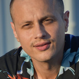 Khan Baykal — The Salesman