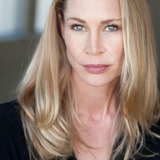 Kathleen Kinmont — Kelly