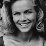 Honor Blackman — Pussy Galore