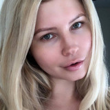 Carrie Minter — Sunbathing Girl #1