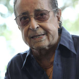 Miguel Ángel Álvarez — Encargado bar 2