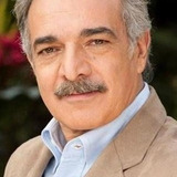 Давид Остроски — Juan de la Garza