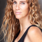 Silvia Spross — Mona