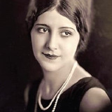 Patsy Ruth Miller — Esmeralda