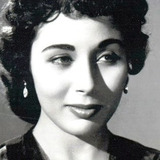 Lobna Abdel Aziz — Hamis/Journalist Nadia Hamdi