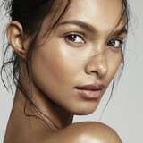 Lais Ribeiro — Self (archive footage)