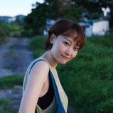 李敏 — Miss Wong