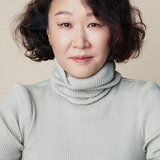 백현주 — Ji-woo’s Mother