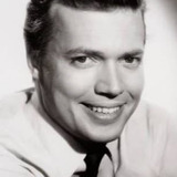 Karlheinz Böhm — Kaiser Franz Josef (archive footage)