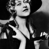 Alice Hechy — Tochter