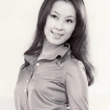 大楠道代 — Tante Oume