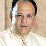 Alok Nath — Prabhat's father