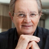 Eládio Clímaco — Narrator (voice)