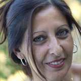 Hatika Karaoui — Latifa