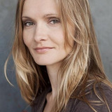 Alexandra Finder — Helga