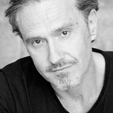 Gary Piquer — Detective Izar