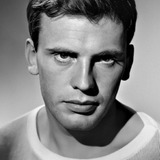 Жан-Луи Трентиньян — Jean Girod