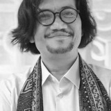 Whani Darmawan — Bapak Kalis