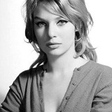 Annette Stroyberg — A friend of Orphée (uncredited)