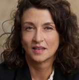 Noémie Lvovsky — The Exhibition Curator