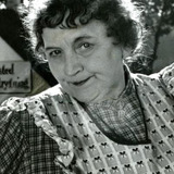 Helga Frier — Marie Pedersen