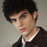 Davide Calgaro — Enzo