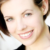 Kelly Burke — Museum Visitor (uncredited)