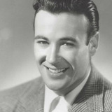 Bill Carter — Man (uncredited)