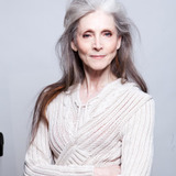 Eveline Hall — Naked woman