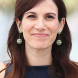 María Marull — Chica en la calle 1