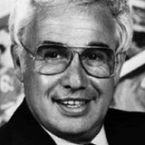 Stu Nahan — Computer Fight Commentator (voice)