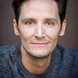 Christian Barillas — Luis